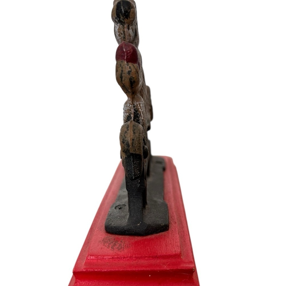Vintage cast iron squirrel nutcracker on wood base, Whimsical Rustic Charm - Picture 6 of 8